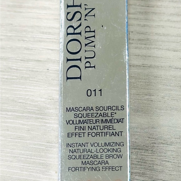 Dior Diorshow Pump 'N' Brow Mascara 011 Blonde color 0.17 oz. New- open box. - Picture 3 of 5